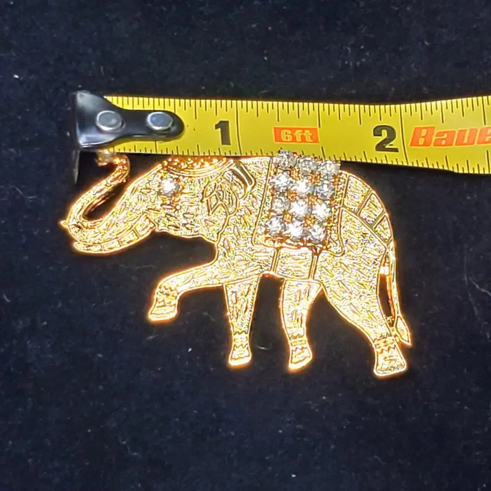 Elephant Trunk Up Clear Rhinestone Gold Tone Brooch Unsigned 1.5